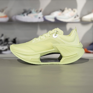 女子减震轻量弹速跑鞋 李宁绝影3 2025新款 跑鞋 ARRV002 ESSENTIAL