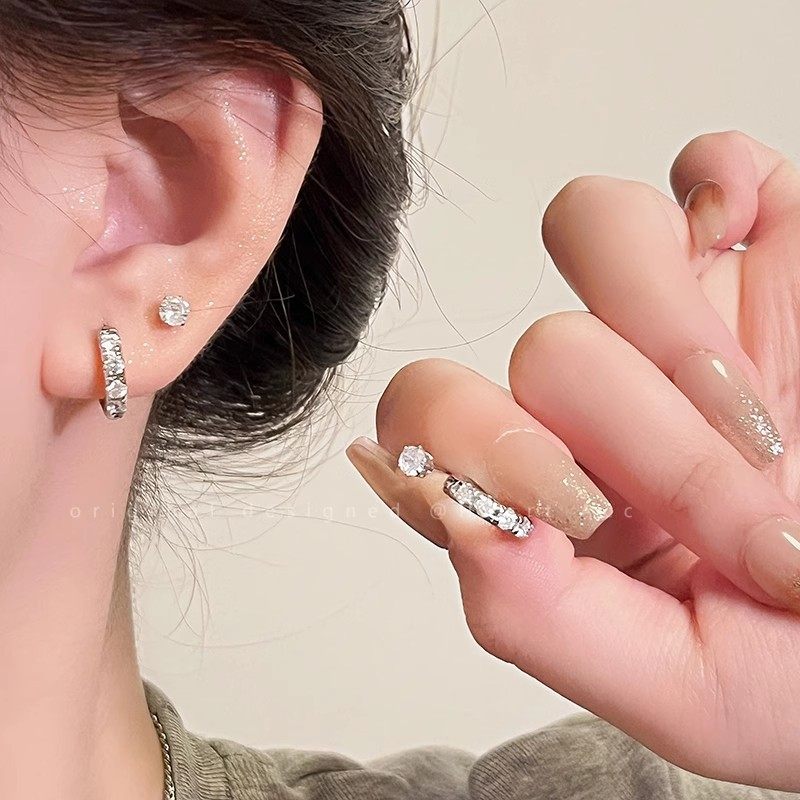 双耳洞耳饰2024新款爆款素圈耳环轻奢高级感精致圆圈耳扣耳饰耳圈