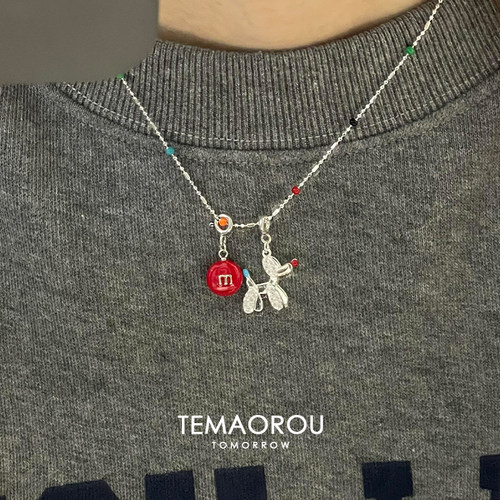 彩色m豆小狗气球项链女款2026新款夏天多巴胺可爱卫衣毛衣链配饰