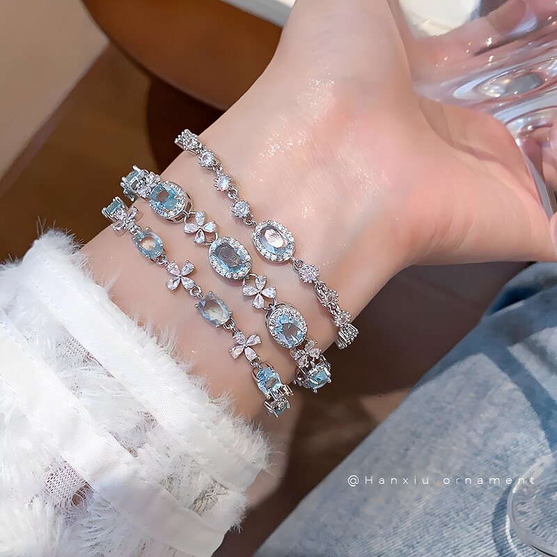 蓝色水晶！清澈盐湖手链轻奢小众精致高级感仙气夏天配饰女生手饰