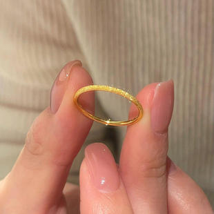 不掉色！细闪满天星极细磨砂钛钢戒指女高级感精致素圈叠戴指环