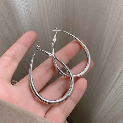 2024年新款小众设计感耳环