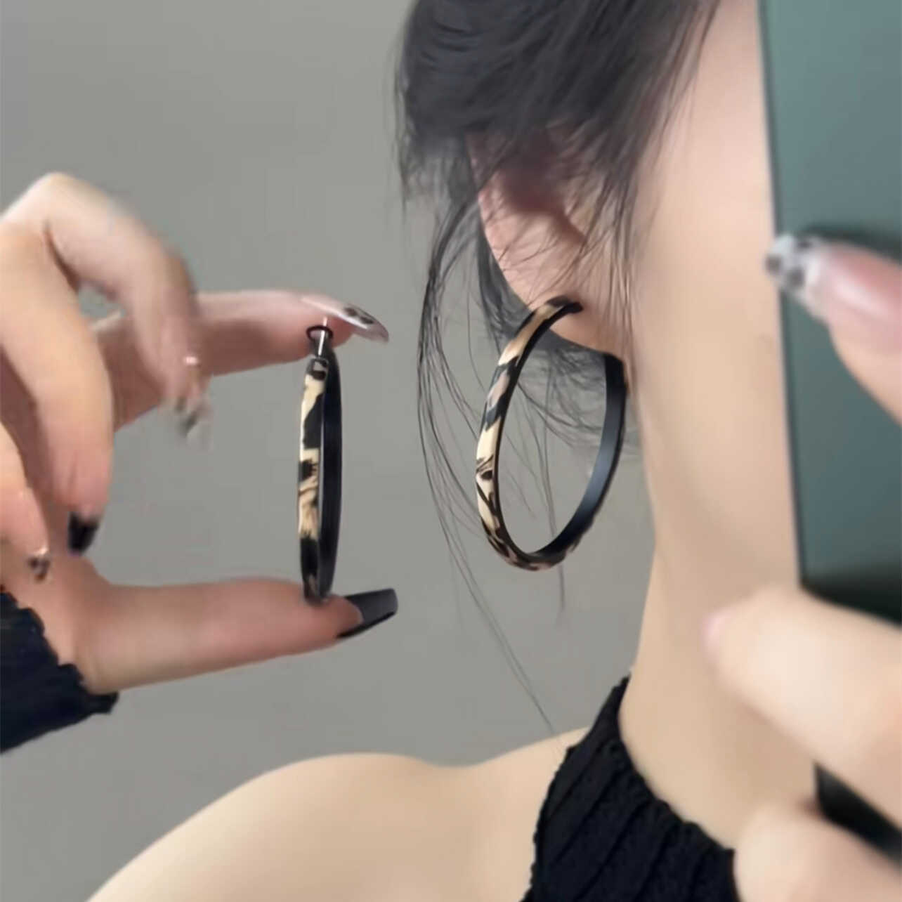 原创设计感个性豹纹大圈圈耳环韩国新款轻奢简约夸张大气耳坠耳饰