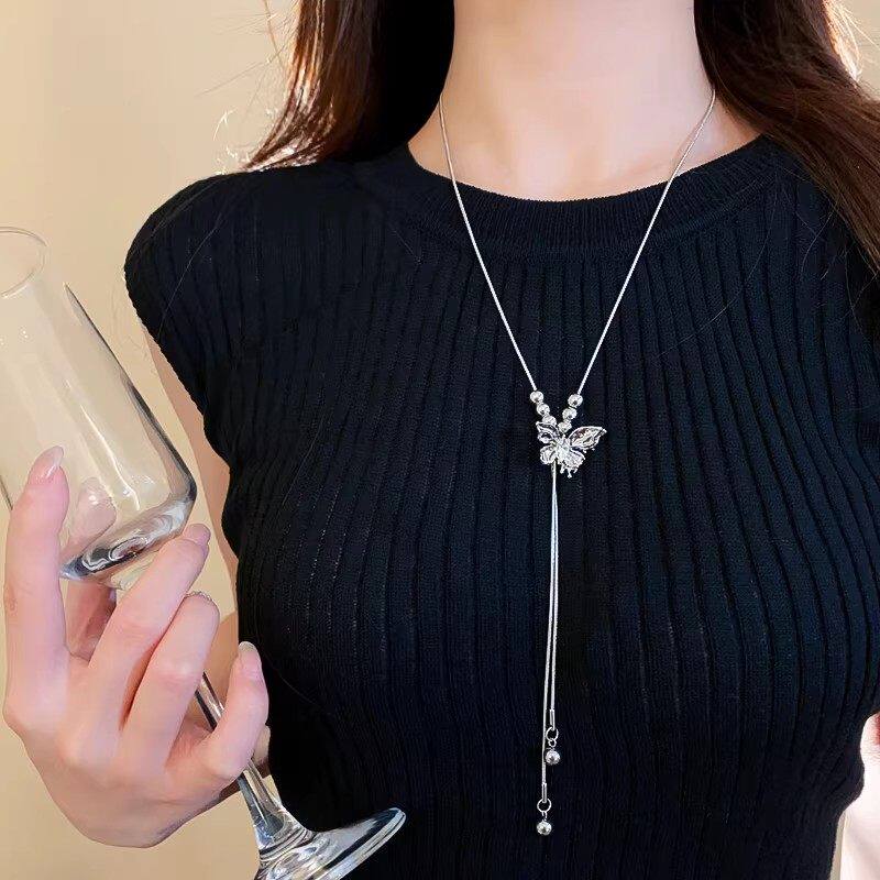 银色蝴蝶长款项链女秋冬新款装饰毛衣链锁骨链轻奢小众高级感配饰