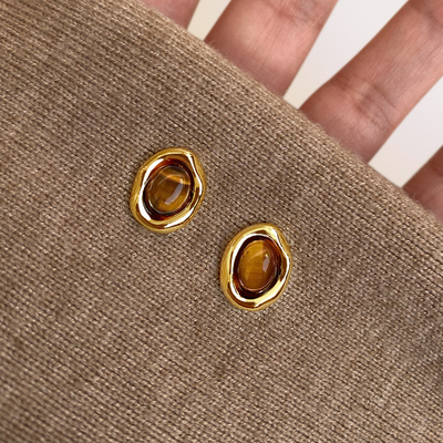 焦糖栗子美拉德风虎眼石椭圆耳钉女氛围感复古秋冬耳环耳饰2025新
