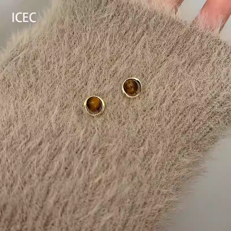 焦糖色虎眼石耳钉2025年新秋冬美拉德复古耳环小众设计高级感耳饰