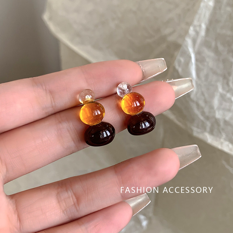 冰透感糖果耳钉女耳环2024新款爆款三色个性气质耳饰轻奢小众精致