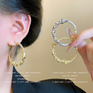 气质韩妹 银色闪钻大圈圈耳环女轻奢高级感大气耳圈个性耳钉耳饰