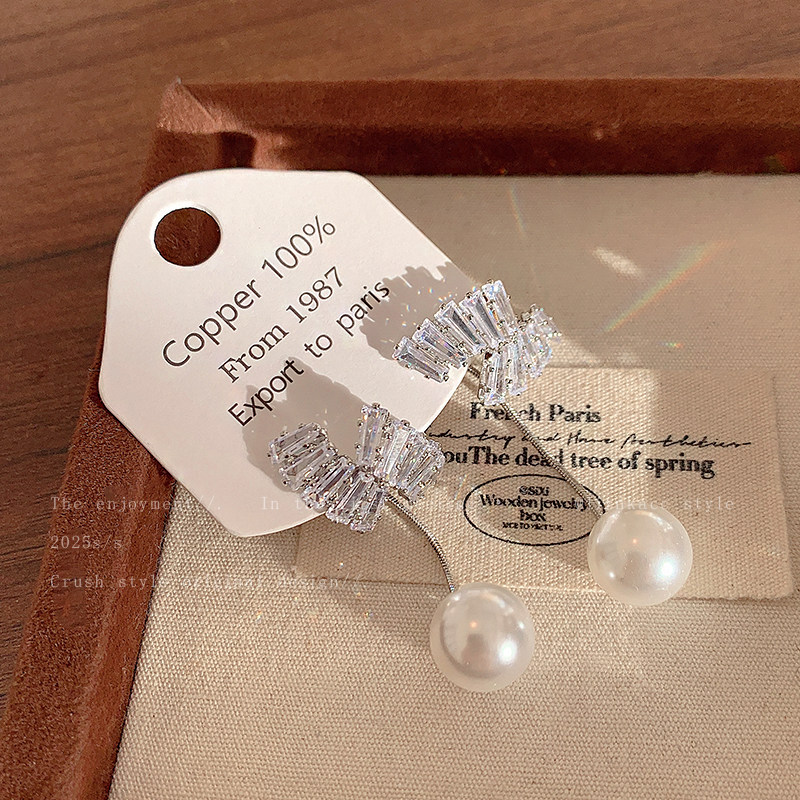 轻奢精致一款两戴珍珠流苏耳环女法式气质简约复古优雅耳钉耳饰