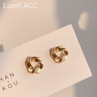 不规则三角耳钉女小巧简约小香风复古港耳环2020年新款 潮