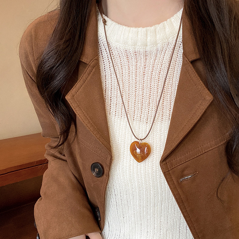 一款两戴！美拉德棕色爱心项链女秋冬长款毛衣链卫衣链锁骨链配饰