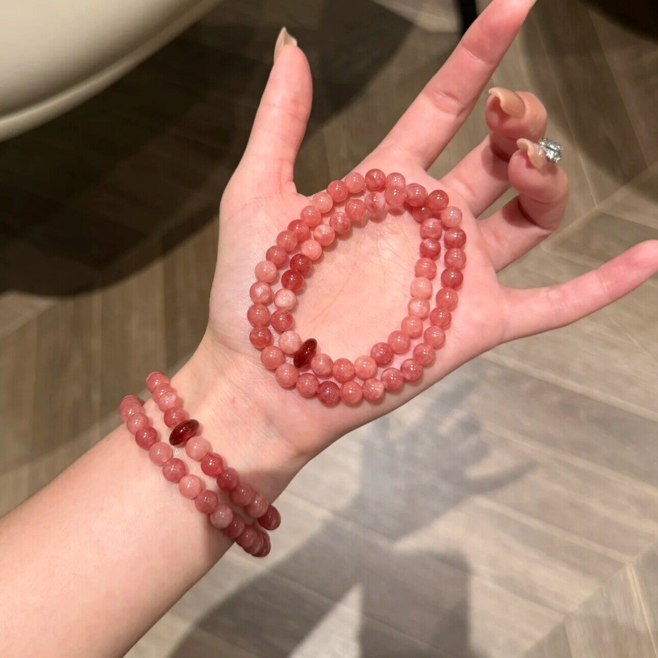 粉色新中式串珠手链女精致叠戴招桃花轻奢小众手饰素款