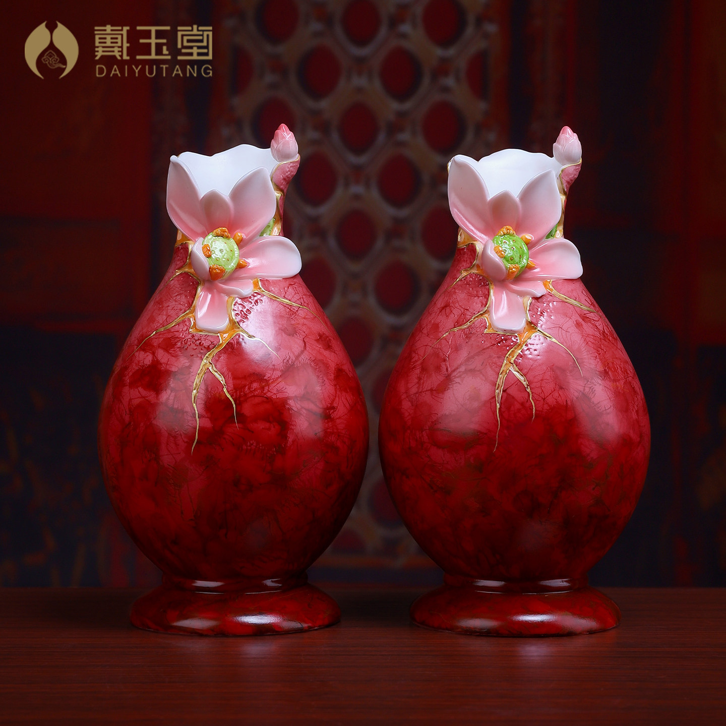 戴玉堂陶瓷精工彩高档莲花花瓶摆件佛前供奉荷花花瓶净水瓶供瓶