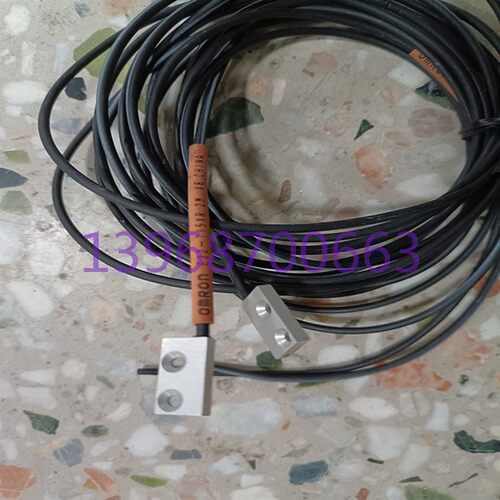 光纤传感器E32-T15XR功能正常 拆机