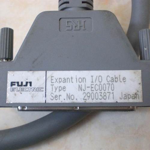 NJ-EC0070 0.7米长 NP8REFSC-324W1 FUJIPLC连接线