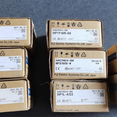 * NP1Y16R-08 NP1L-RT1 NP1AXH4-MR NP1PM-48E FUJIPLC模块