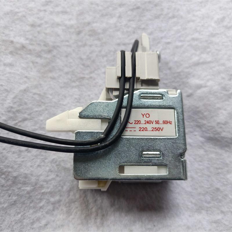 T1-T2-T3断路器分励脱扣器YO YC  220-240V  现货