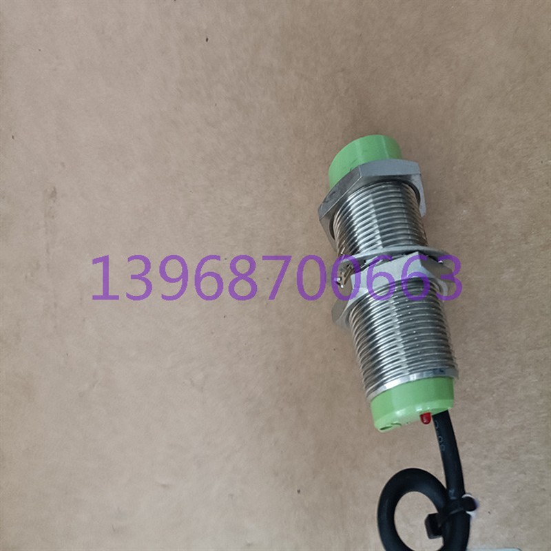 电容式接近开关传感器CR30-15DN功能正常 拆机