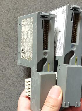 * CM588-CN-XC 1SAP372800R0001  模块 原装二手现货