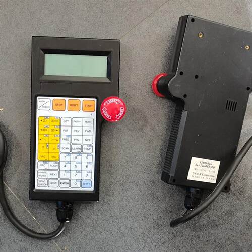 * RT1-2BD-901-BKf  62BB-016 62AD-002 手操器  日本 二手