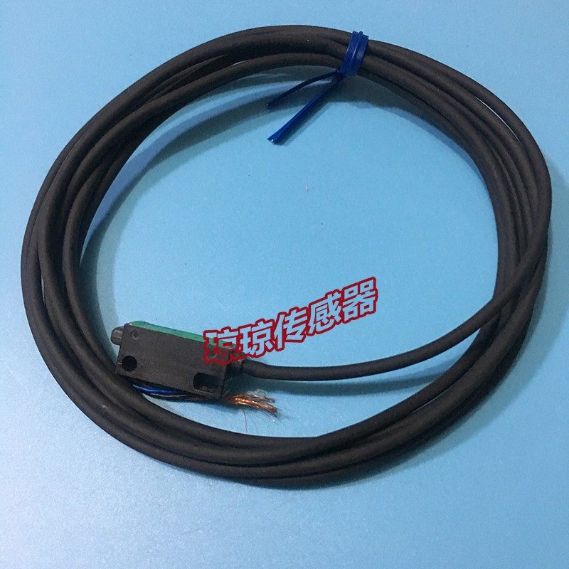 竹中UM-Z3S UM-Z3SV/Z3SVP UM-Z3SV-07 UM2-Z3DSV光电开关传感器