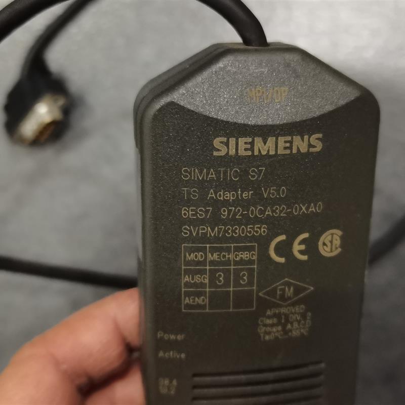 * 6ES7972 6ES7 972-0CA32-0XA0  二手现货1根 有破损