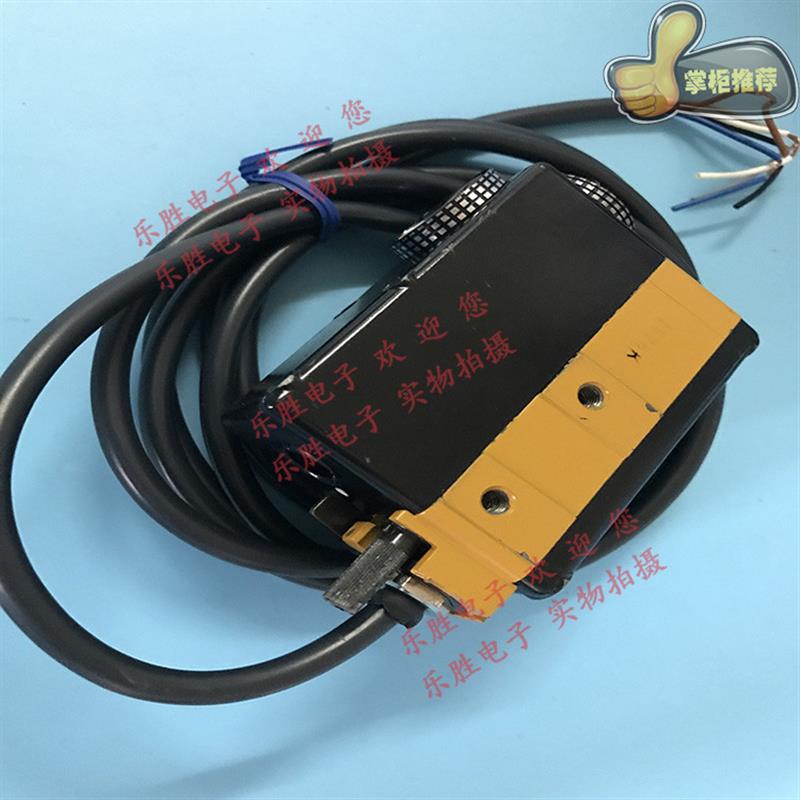 光电开关传感器E3ML-M8E4