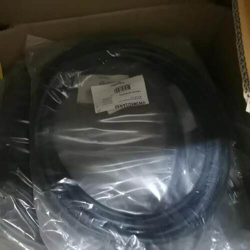 现货VW3M5D2AR50伺服电机BCH2屏蔽动力线缆1,3MM原装正品