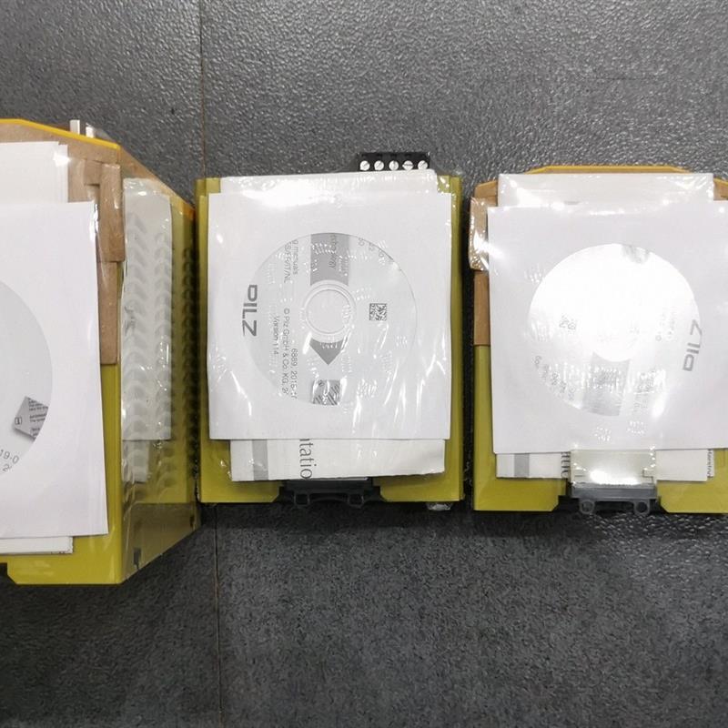 * 773100/PNOZ M1P  773536/PNOZ mo4p   皮尔兹 全新原装