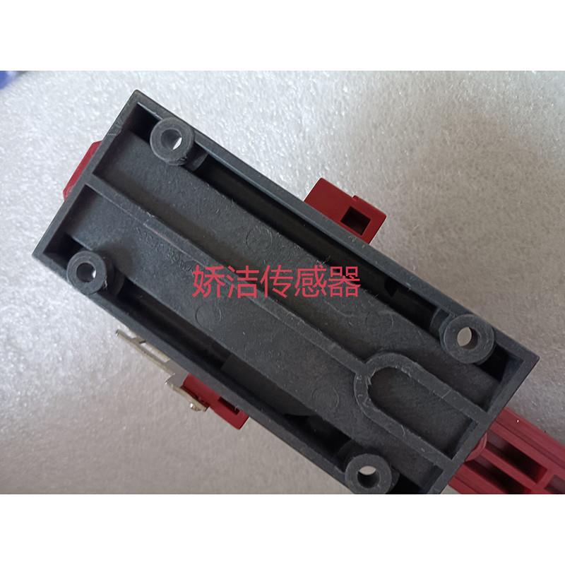 欧姆龙电磁锁定安全门开关滑动支架把手 D4GL-SK10-LK-K