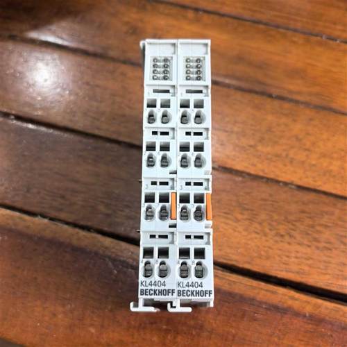 现货促销 拆机 BECKHOFF  KL4404 成色非常漂亮 实物照片