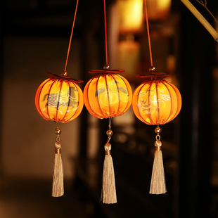 马年新年装饰发光小红灯笼挂饰盆景树上户外庭院春节过年氛围布置