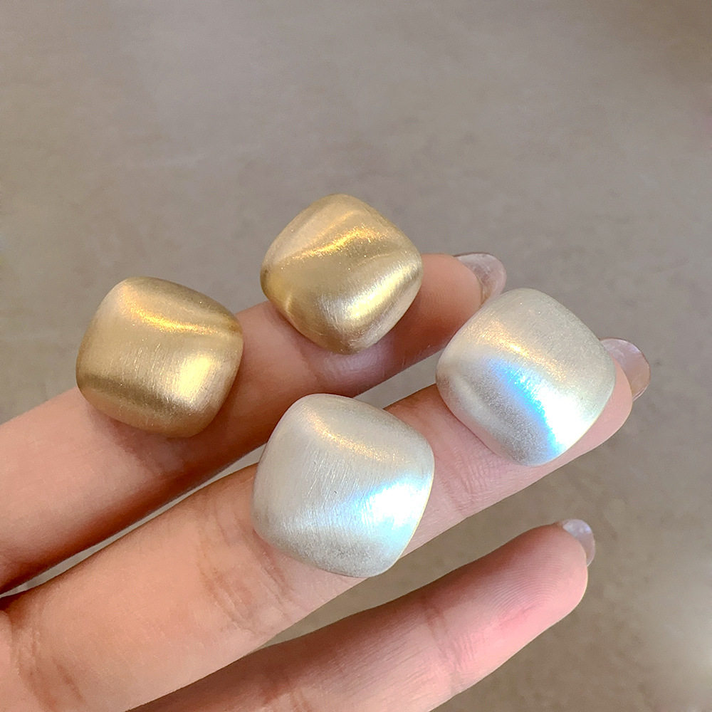 方块菱形铜合金拉丝电镀工艺925银针级感耳钉耳环女