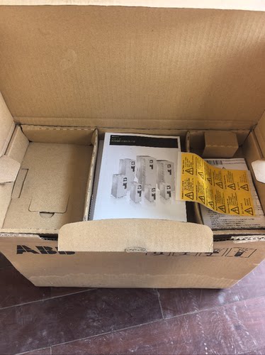 ACS580-01-07A2-4/+B056 ABB变频器 二手货实物图 是新的 包好用