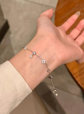 S925镀银四叶草手链女生2025年新款轻奢小众精致设计高级感手饰品