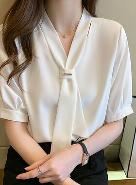 白色衬衫女夏季2025年新款设计感小众别致v领上衣短袖女士打底衫