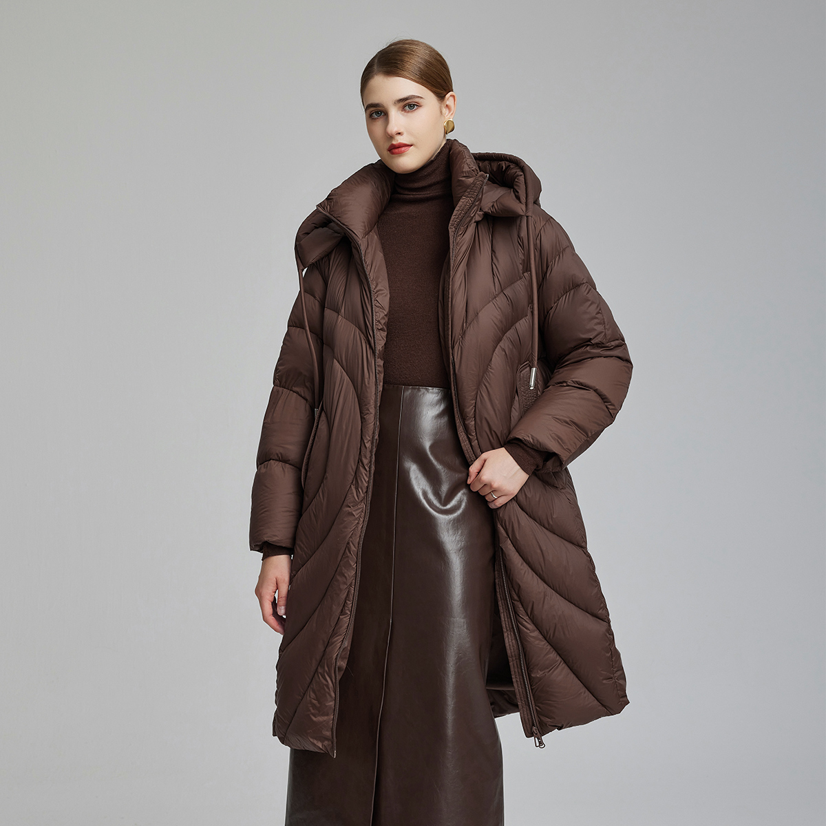 斯尔丽长款立领羽绒服