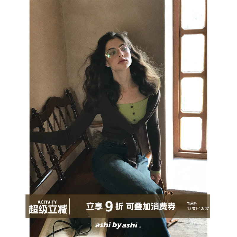 大于诗集 莫妮卡心事 法式亨利领假两件撞色系带打底衫女显瘦上衣