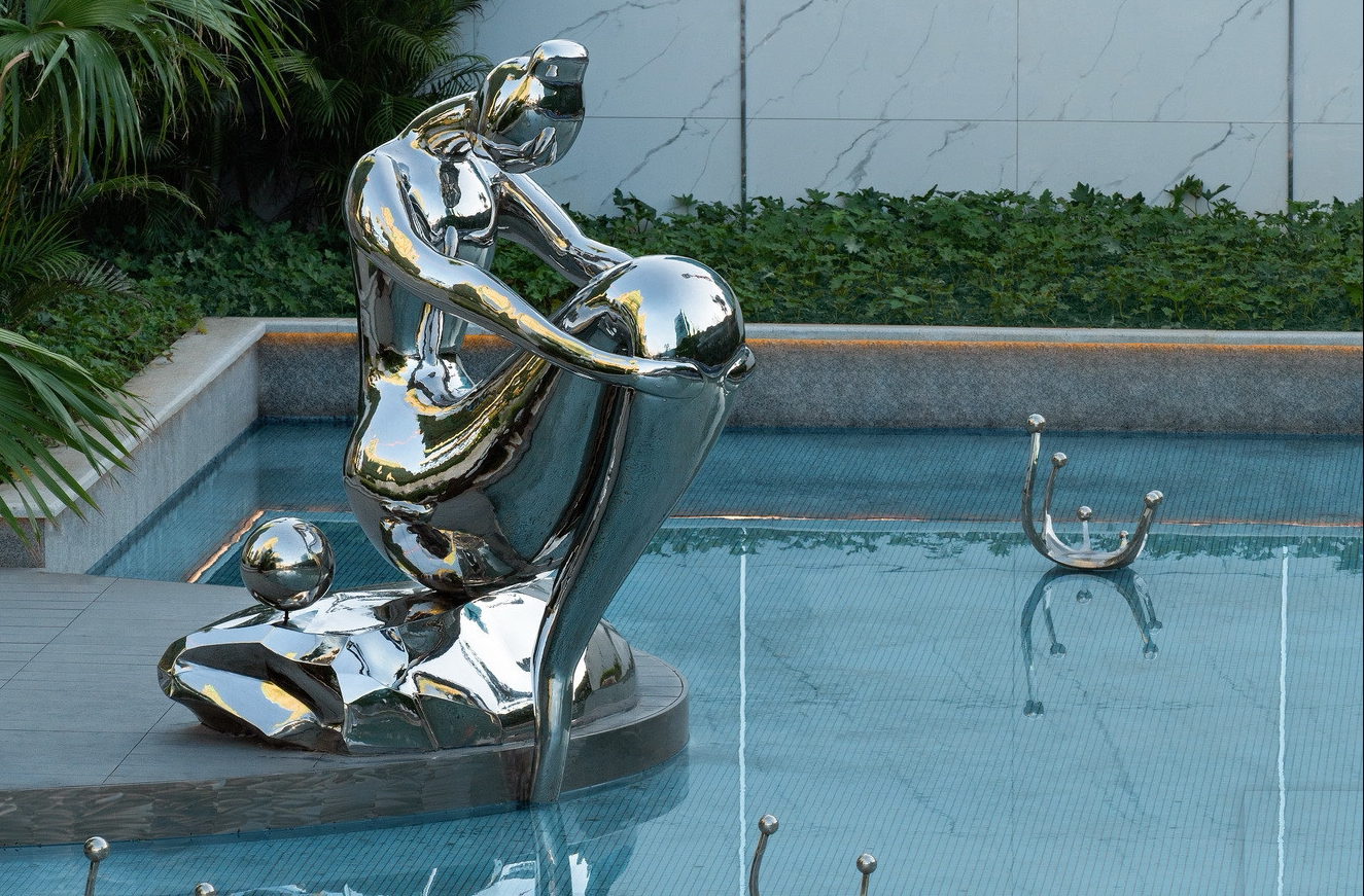 销金属抽象人物雕塑艺术摆件现代圆环售楼部酒店不锈钢拉丝玄关厂