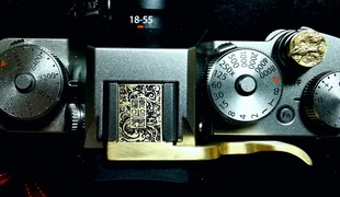 定制指柄适用于富士XT4 30 20 10 XPRO3 X-S10 X100V T热靴保护盖