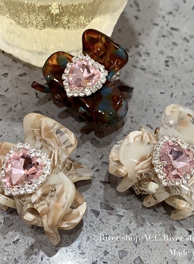 3cm粉色爱心醋酸花纹【小抓夹】