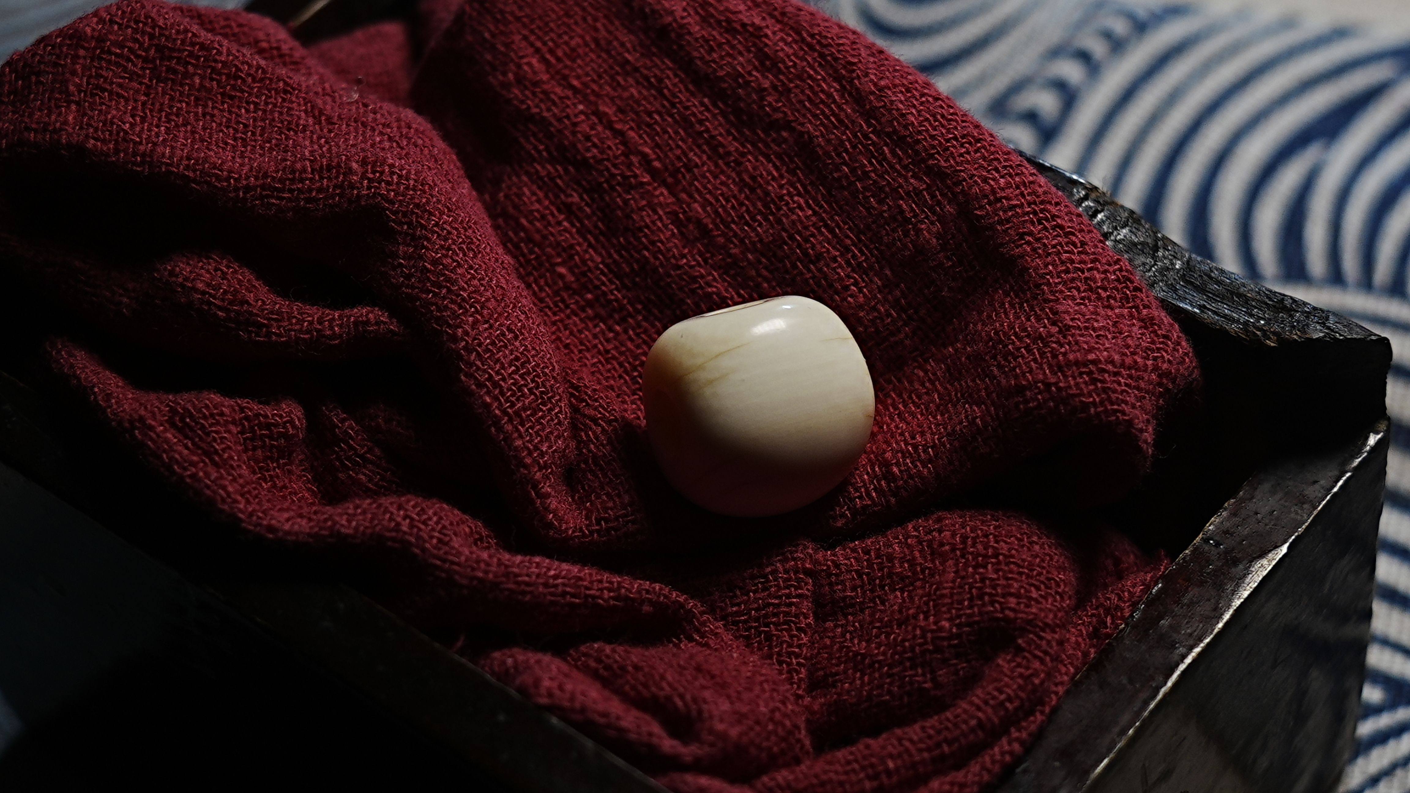 【藏传老高白】老猛犸 三通 佛头 非 配饰 菩提 天铁 天珠