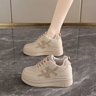 高帮鞋女2026春季新款爆款舒服不累脚的厚底鞋百搭小白鞋老爹板鞋