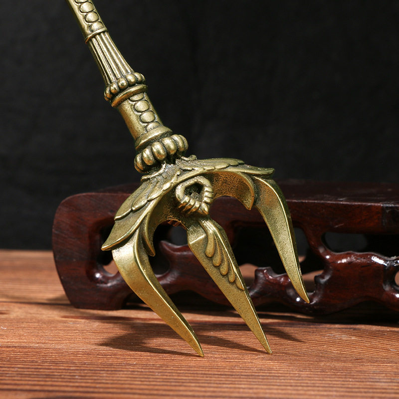 纯黄铜复古法手工匠作旧典藏国风艺术摆件海王鱼叉三叉戟文玩把件