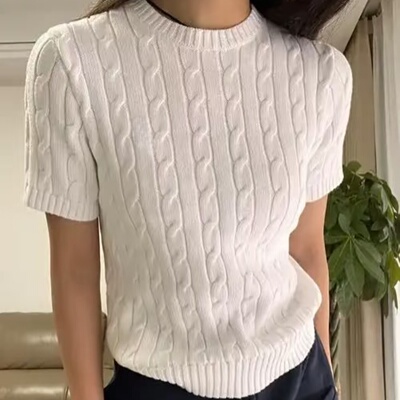 妞妞家早秋新品男女同款情侣老钱风经典麻花圆领纯棉短袖针织8603