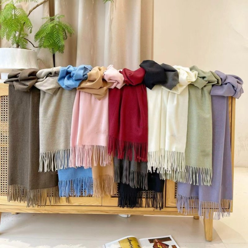 妞妞家秋冬新品女式AC羊毛厚实宽版长款男女同款简约围巾披肩1234