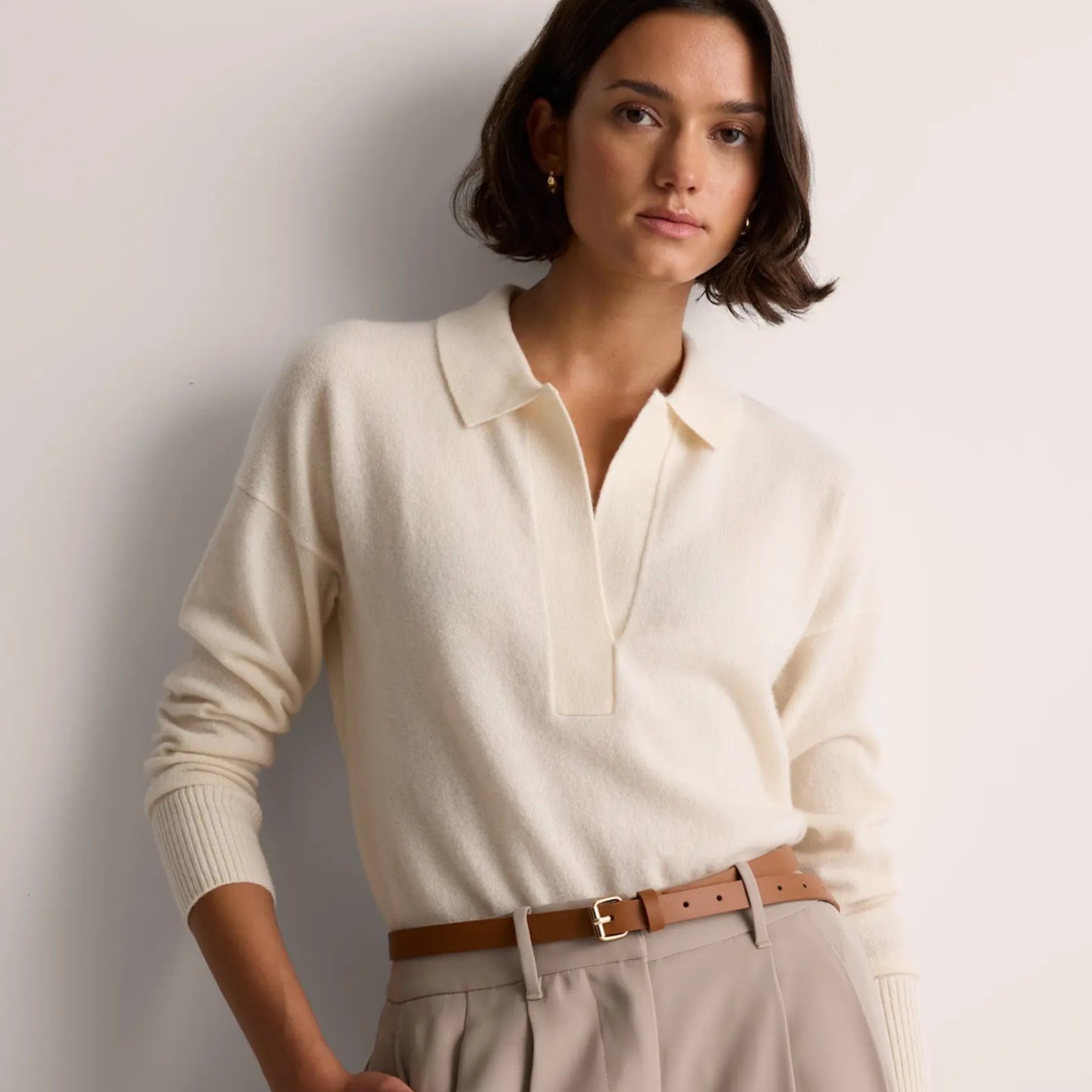 妞妞家春秋新品女士简约翻领赫本风小宽松羊绒长袖套头针织衫8637