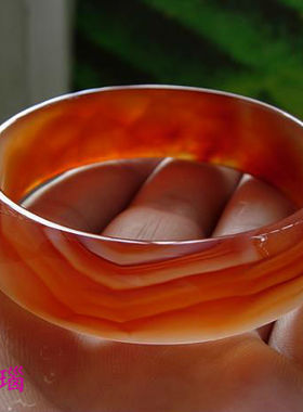 巴西玛瑙纯天然俏色纹理通透手镯