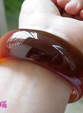 巴西原色加宽加厚水晶玛瑙手镯