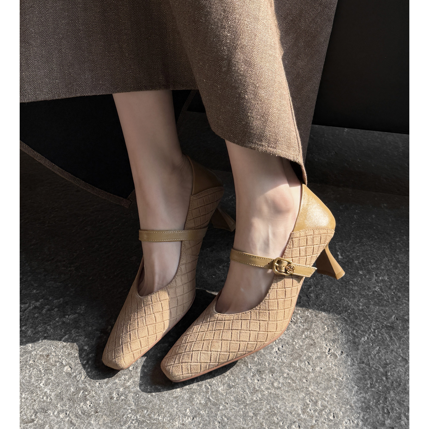 春款小方头浅口一字扣带高跟鞋都市简约优雅杏色百搭配长裙女单鞋,女鞋,棉鞋,淘宝优惠券,粉丝福利购,淘宝优惠卷